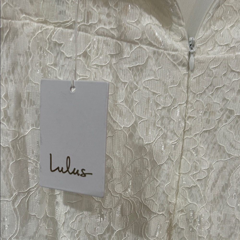Lulu's. NWT Strapless White Lace Mermaid Gown - Picture 7 of 15